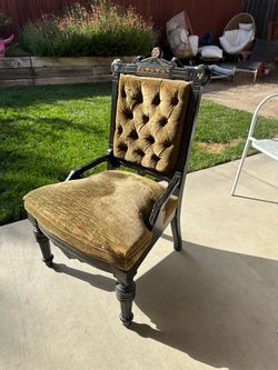 Vintage Victorian Parlor Chair
