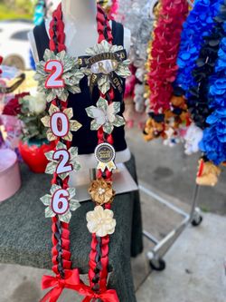 Graduation leis