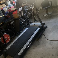 Nordic track Treadmill 
