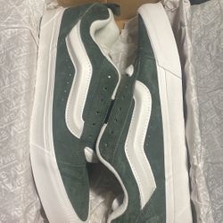 Vans Green Suede Mens 10.5 DS Brand New 