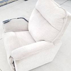 LA-Z-BOY Power Rocker Recliner, Good Condition, From Clean Smoke Free Home, Works Perfectly.

Back comes off easily for transport. Has Adjustable Back