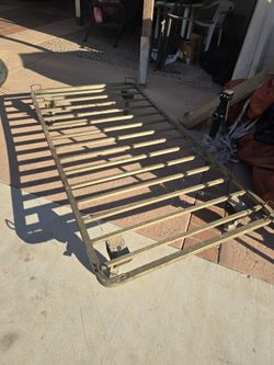 Free Roll Away Twin Bedframe