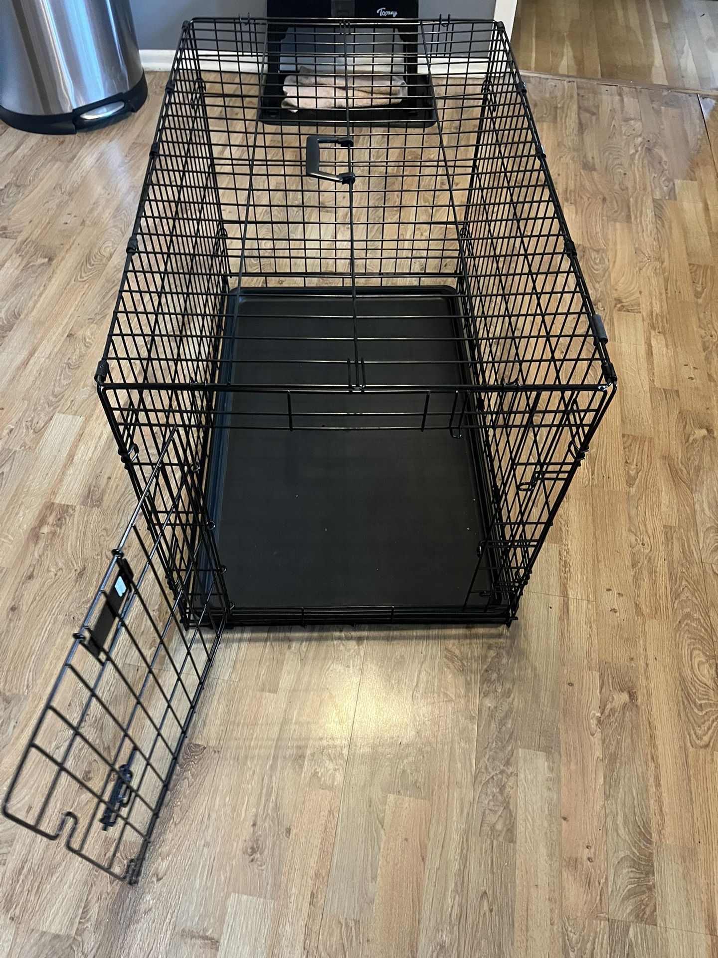 Dog Crate / Cage  Medium 