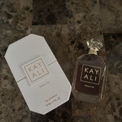 KayAli Vanilla 28 Eau de Parfum 1.7 fl oz  99% Full, Dark Colored - OXIDATION