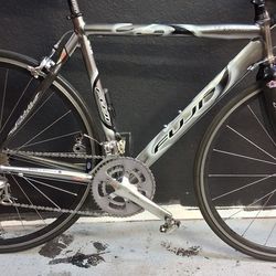 Fuji Carbon/aluminum Road Bike