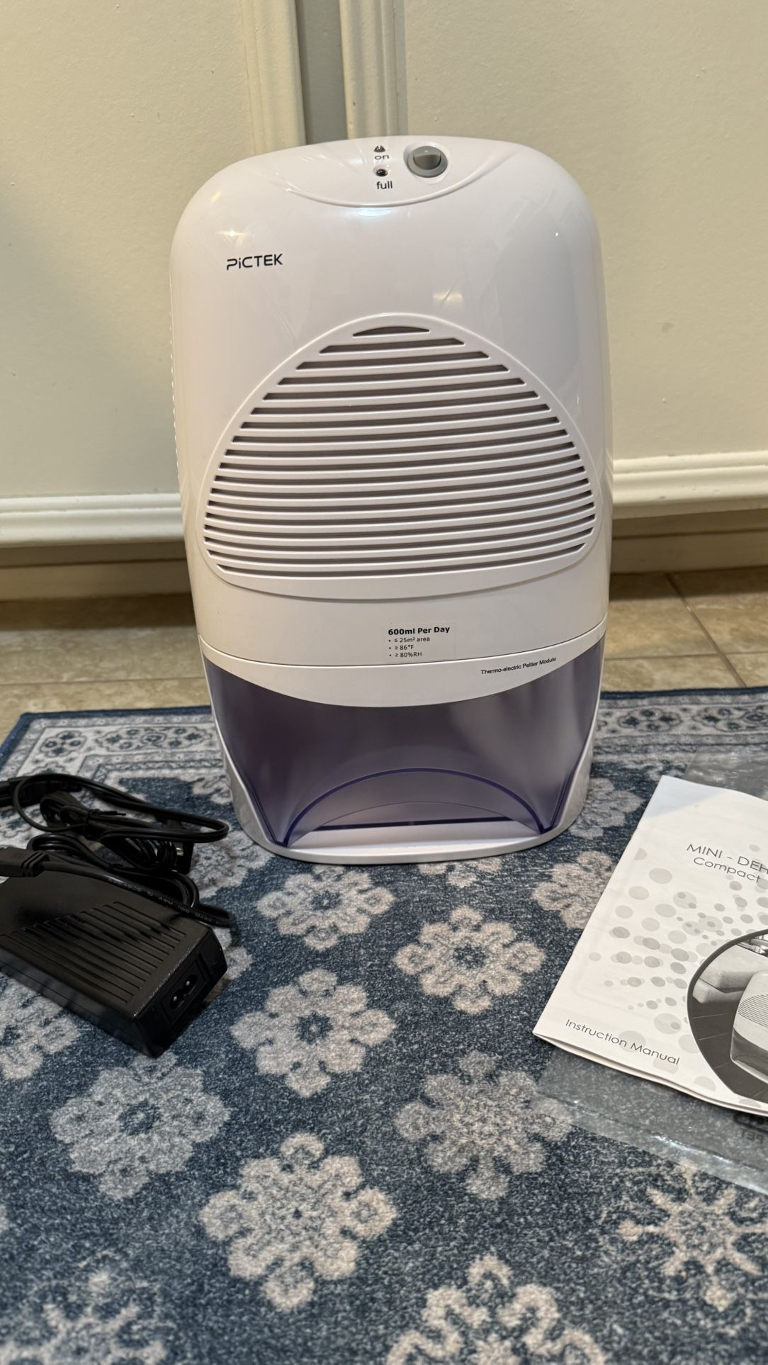 MINI DEHUMIDIFIER