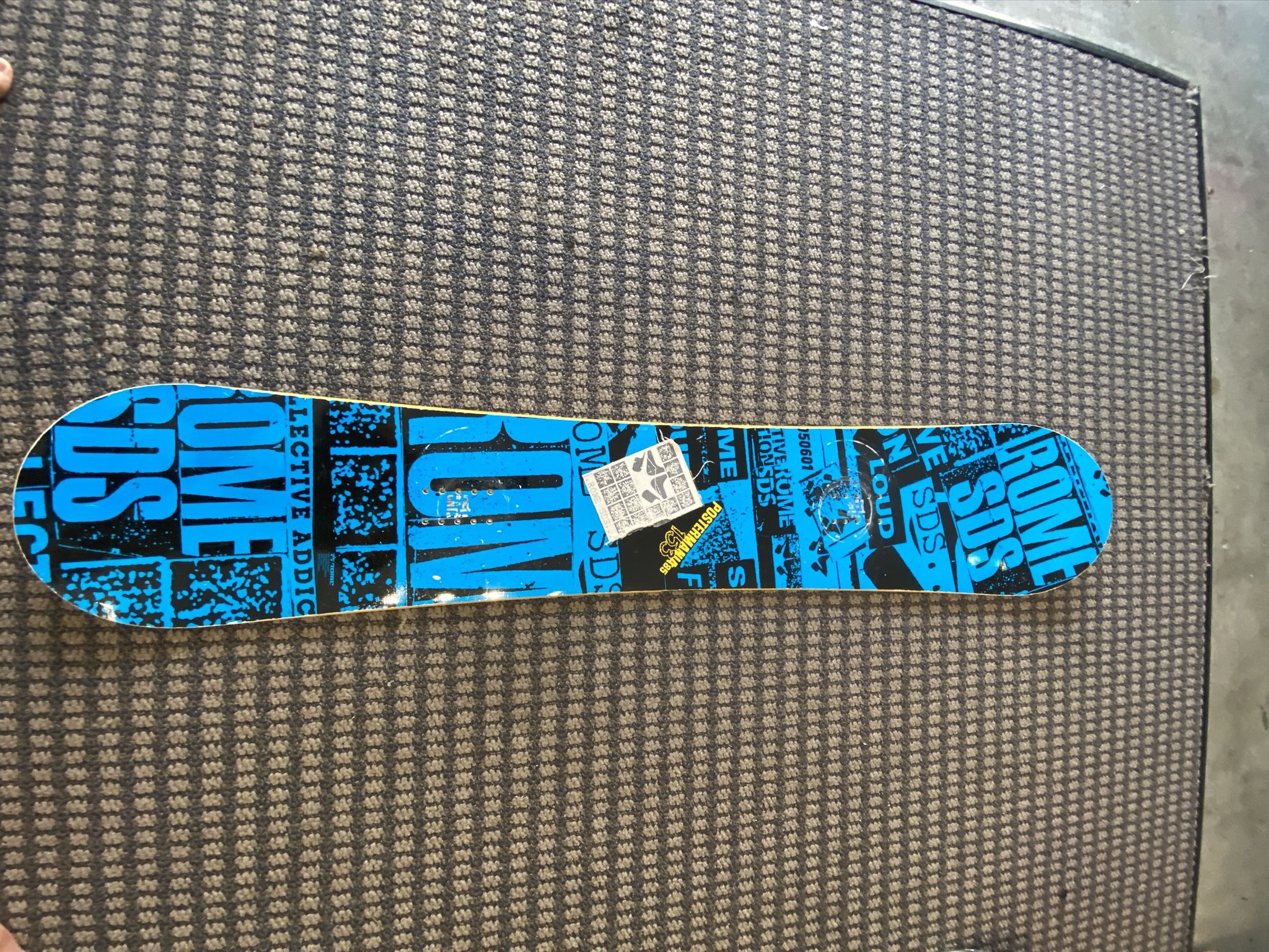 ROME SDS POSTER MANIA 153cm Rome Poster mania 153cm Snowboard