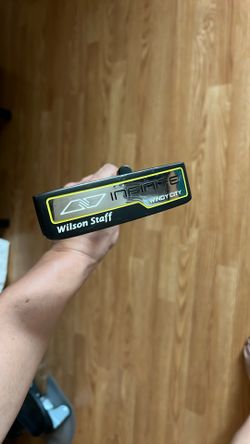 Wilson Staff Infinite Putter 34 Inches Windy City