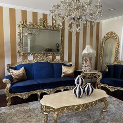 Very beautiful gorgeous Victorian living room 10 pieces include custom mate