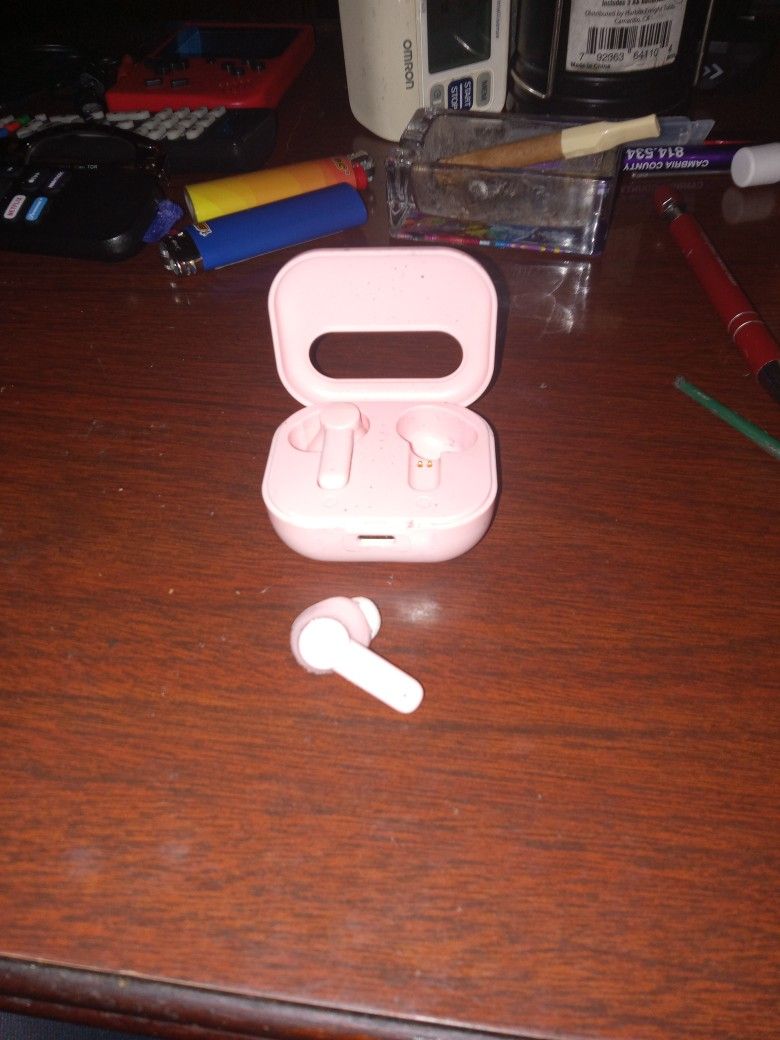 Earbuds