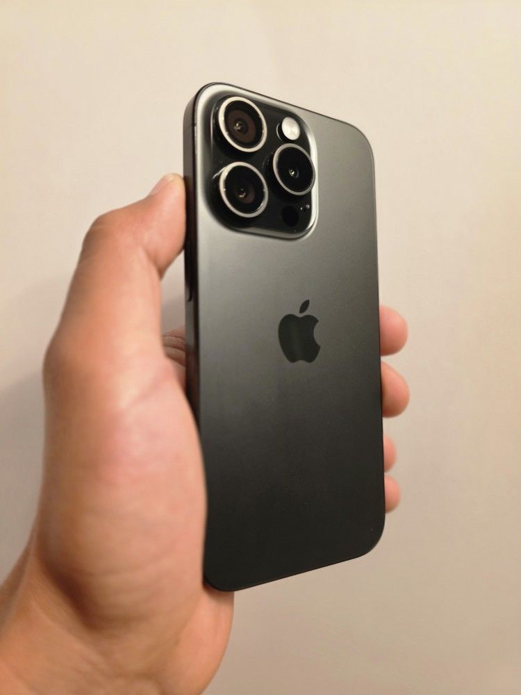 iPhone 15 Pro 128GB Unlocked