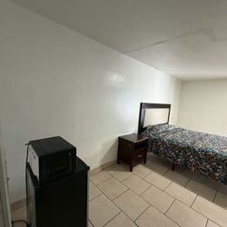 Weekly Rooms Available - Move In Today - No Long-Term Commitment