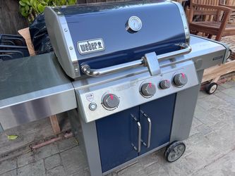 Weber Genesis II E-325 Propane Grill (dark blue hood) Located in concord Fully functional (just needs a good cleaning) Comes with cover and propane