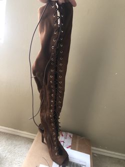Lolashoetique BRAND NEW Brown lace up thigh high boots