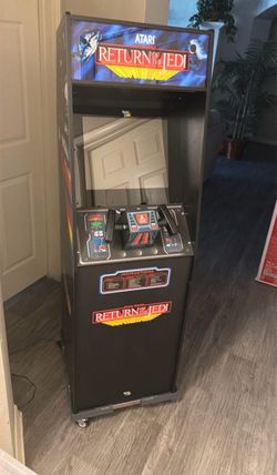 Arcade1up Return Of The Jedi , OPTIONAL ROTJ STOOL FOR A FEE