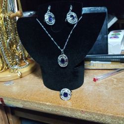 Sapphire Set Size 8 Sterling Ring 22 Inch Necklace Pair Earrings