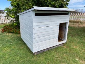 NEW XXL Dog House (goat/pig/tortoise house)