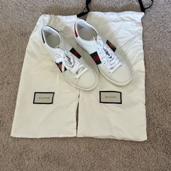 Gucci Ace Low Top Sneakers OBO