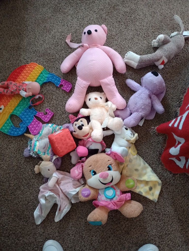 Toys & Stuffed Animals