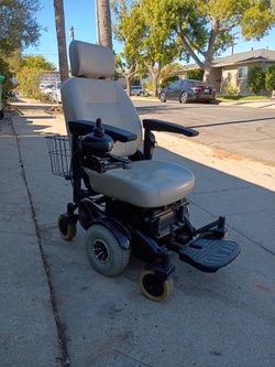 Golden Compass Scooter