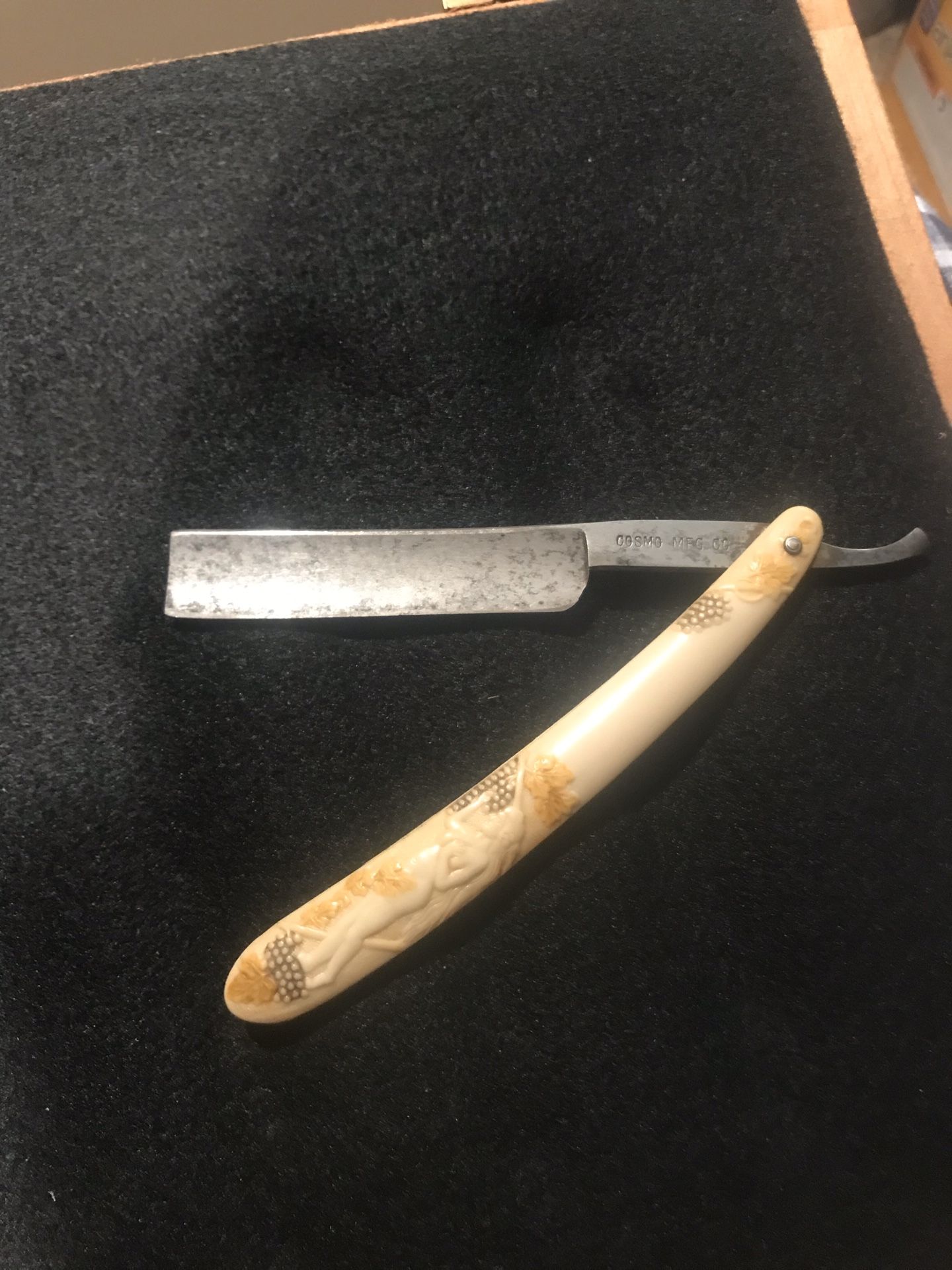 Vintage Cosmo razor. OBO