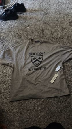 Grey essentials university shirt