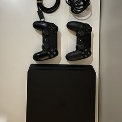 PS4 w/ 2 Controllers