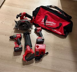 Milwaukee m18 fuel combo kit