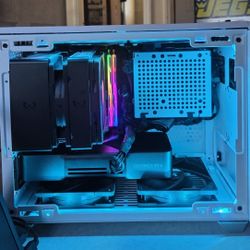 GAMING PC INTEL I7 13700K WITH RTX 5070