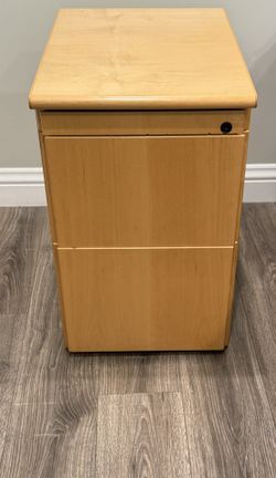 File Cabinet With Lock