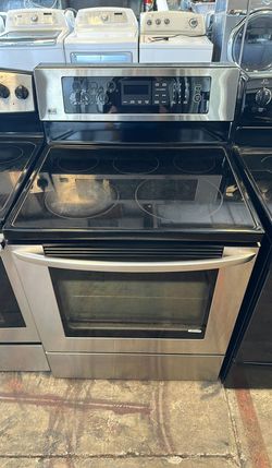 Stainless LG Electric Range with Glass Top