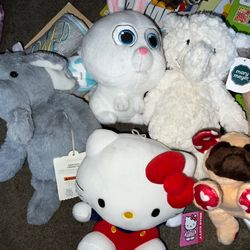 Stuffed Animals / Plush