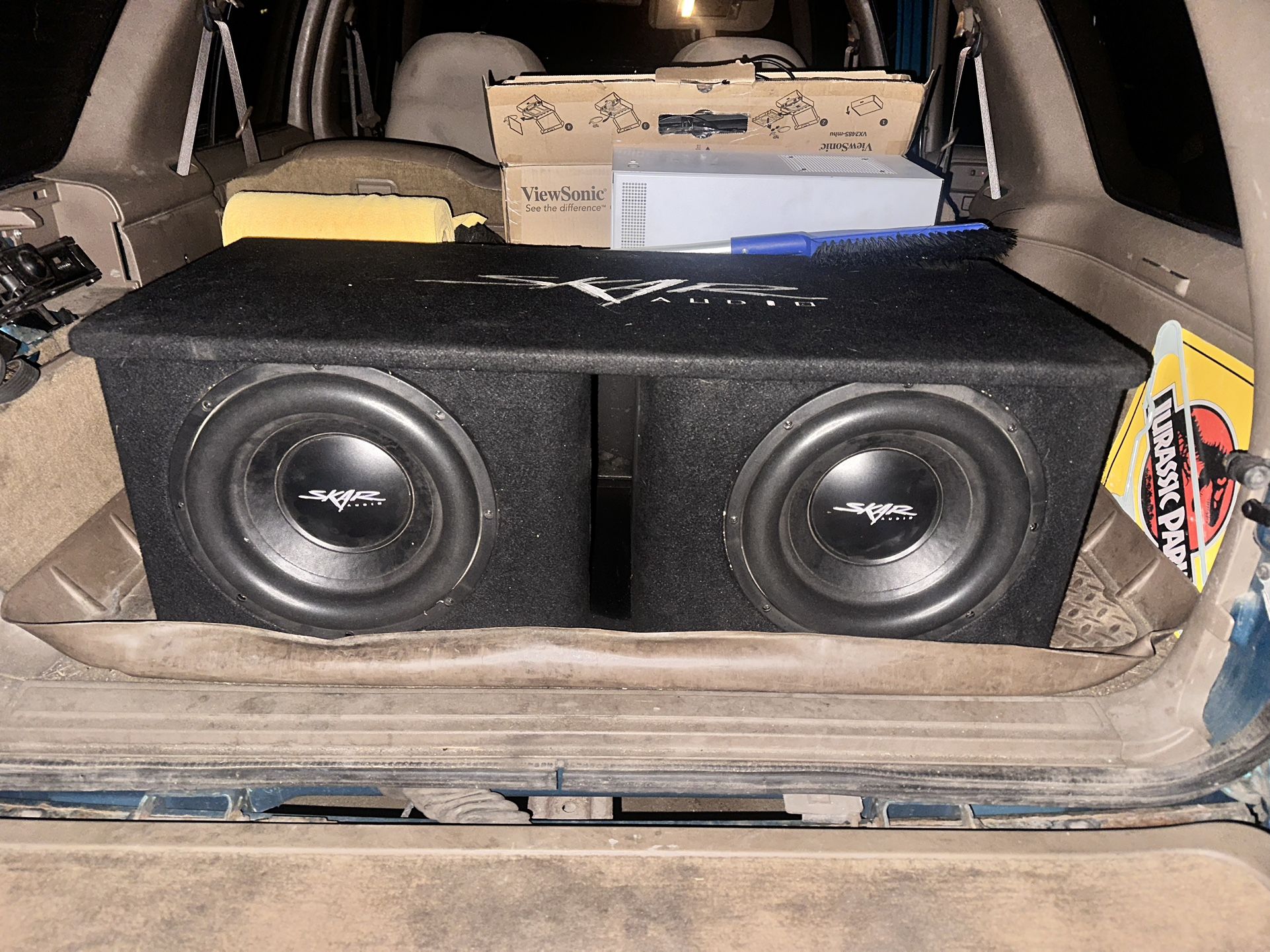 Skar Audio Subs And JBL Club a600amp