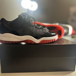 Jordan Bred 11’s Low JUST DROPPED
