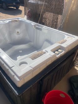 Hot tub - spa