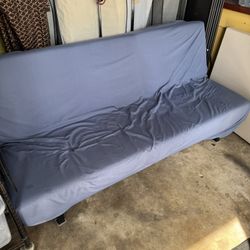 Futon Couch / Bed 