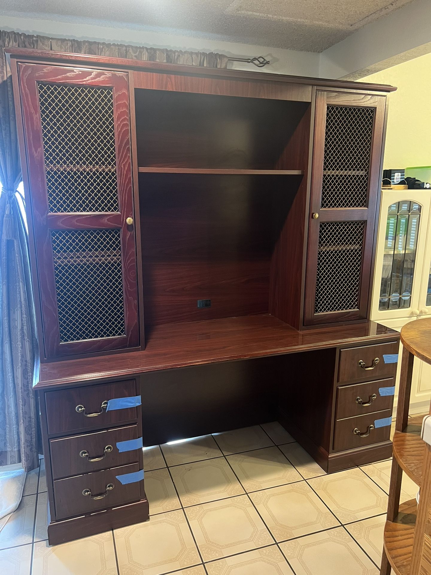 Office Credenza / Hutch