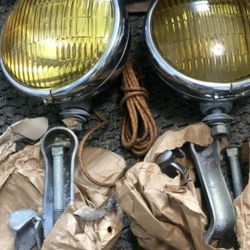 Deirz  N.O.S Fog Lamps, Chevrolet Fleetline, 1941,48