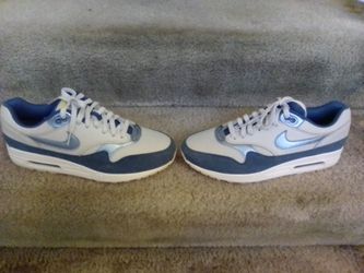 NIKE AIR MAX 1 SIZE (12)
