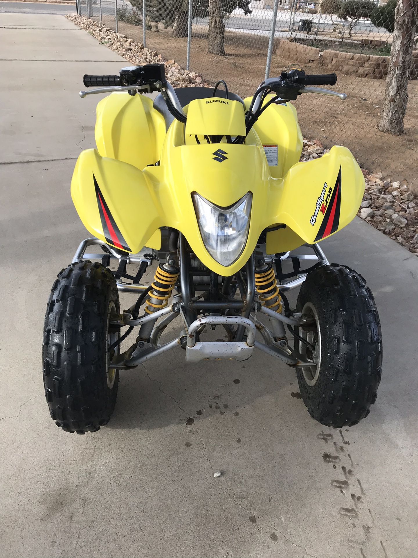 2005 SUZUKI LTZ250 QUADSPORT! for Sale in Apple Valley, CA OfferUp