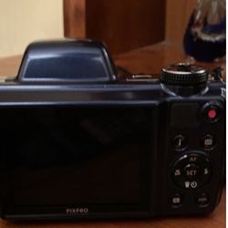 Kodak PixPro AZ528 Digital Camera 
