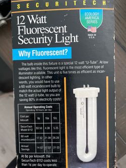 Securitech Ecology America Series 12-watt fluorescent security light