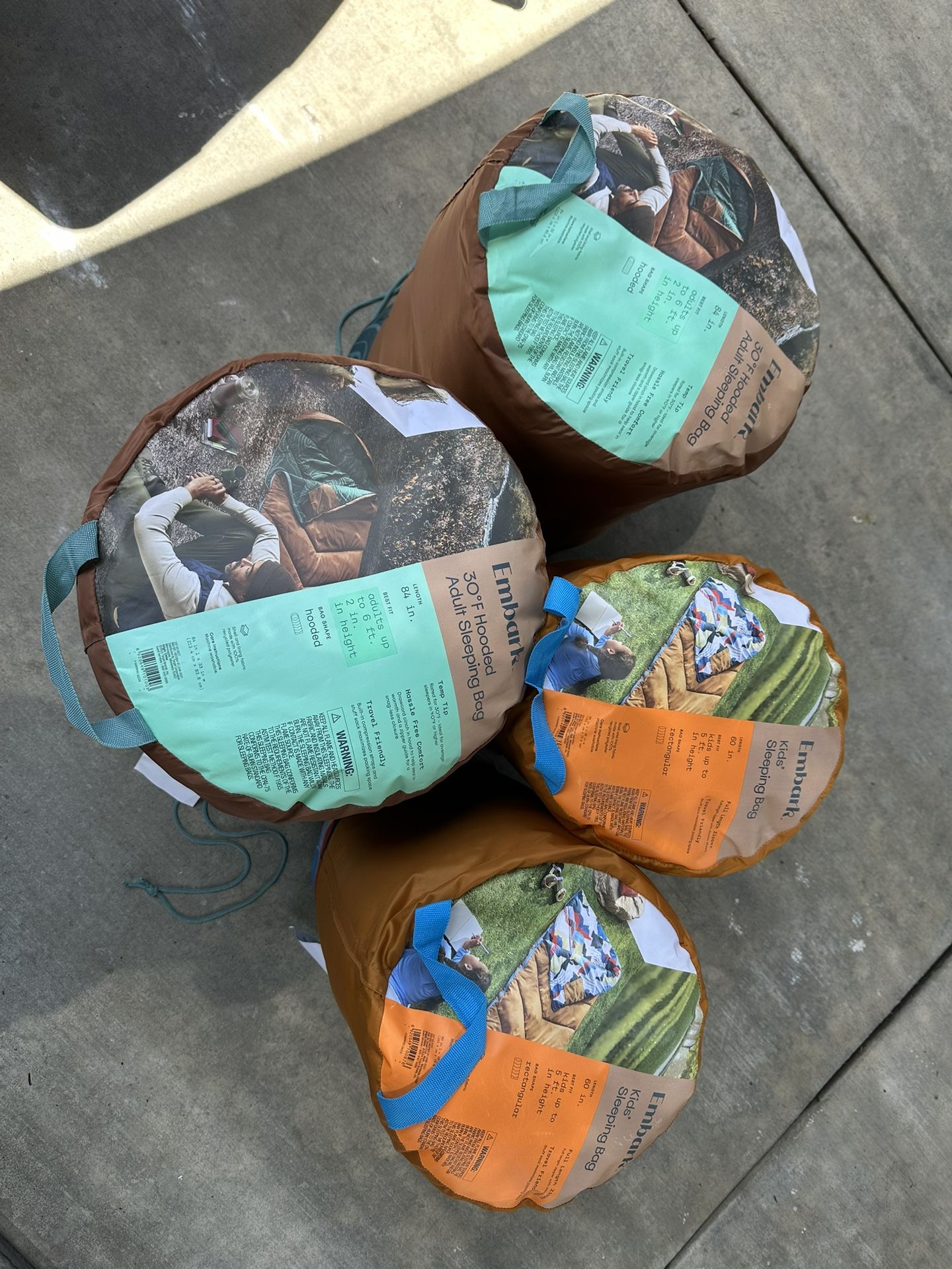 Sleeping Bags! (2 Kids, 2 adult)