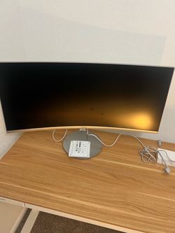Samsung Ultrawide Curved Monitor 34”
