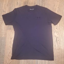 Under Armour - Mens - Medium (Loose) - Heat Gear - Charged Cotton - Athletic Short Sleeve T-Shirt - Black