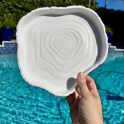 Casting Resin Ripple Abstract White Tray 