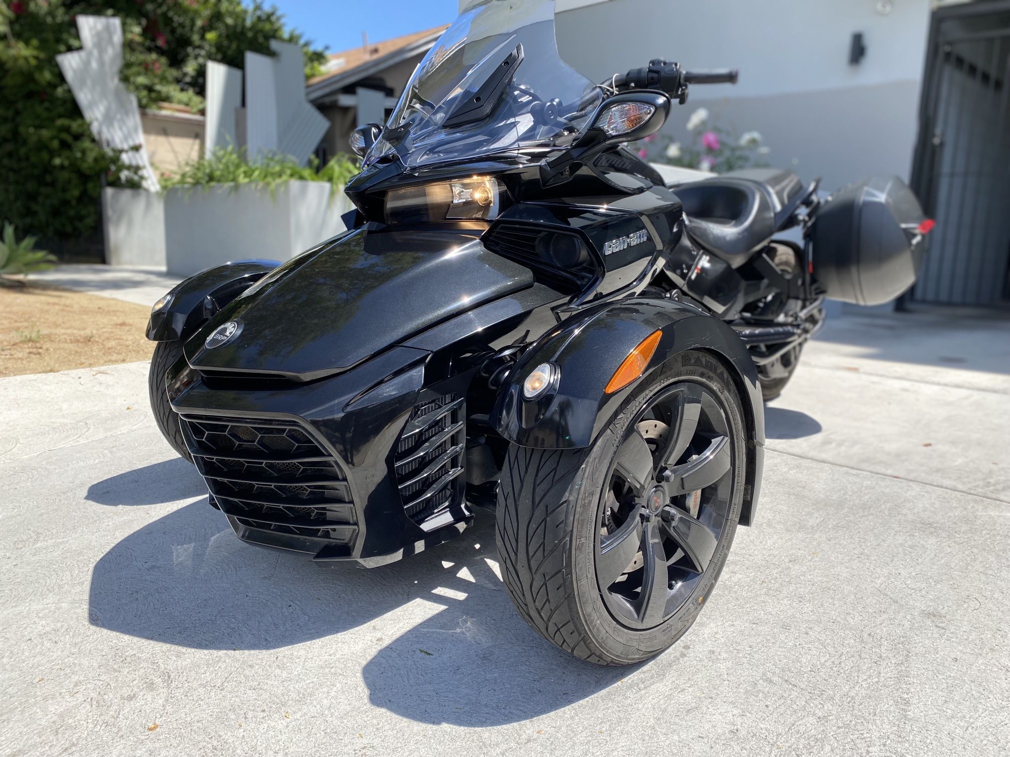 CAN AM SPYDER F3 ROTEX 1330CC EM6 That Is PERFECT FOR BEGINNERS OR EXPERTS