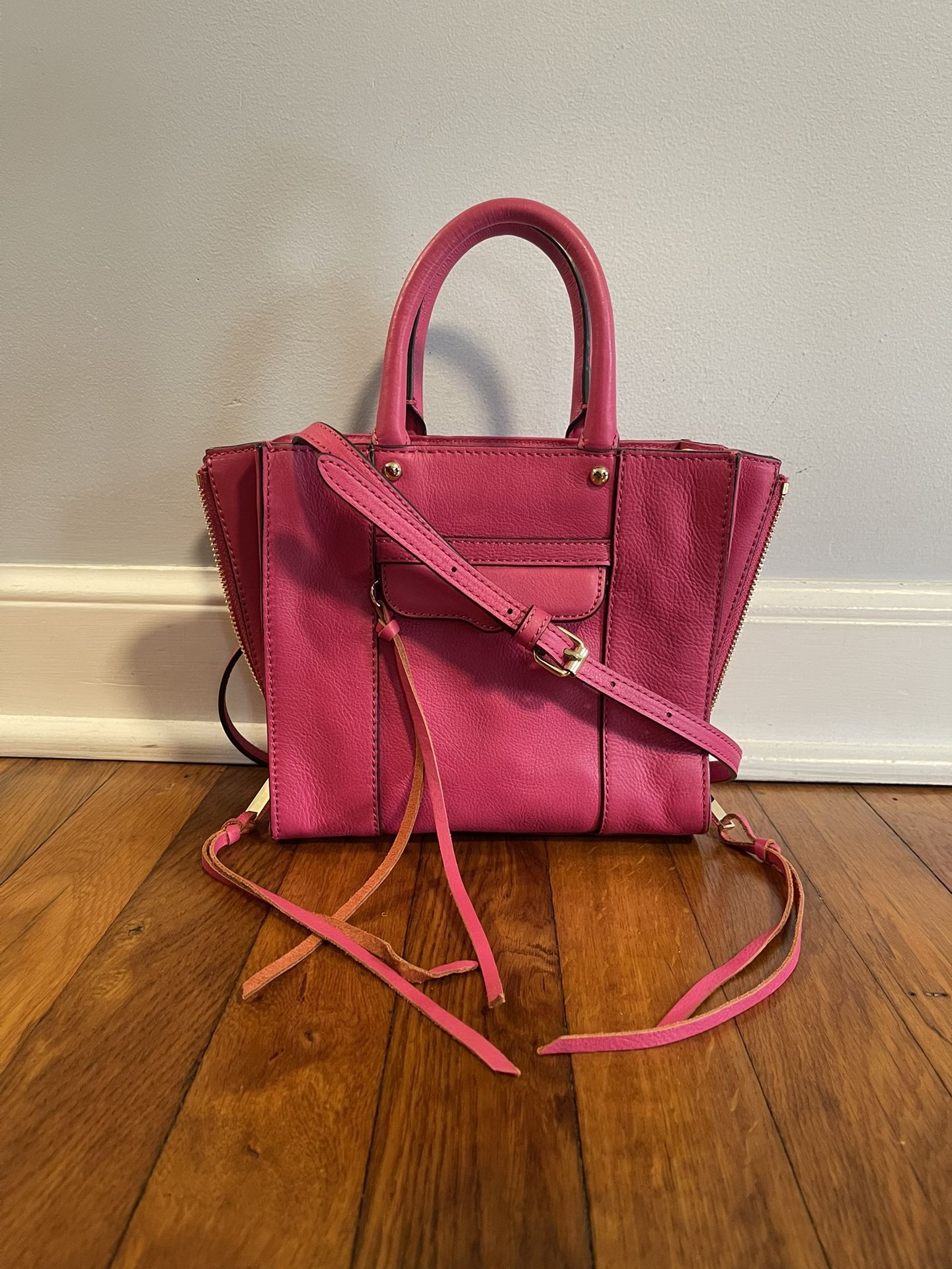 Beautiful Rebecca Minkoff Leather Crossbody Handbag