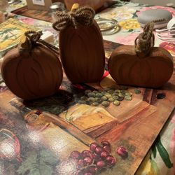 Nice Vintage Wooden Fruit 