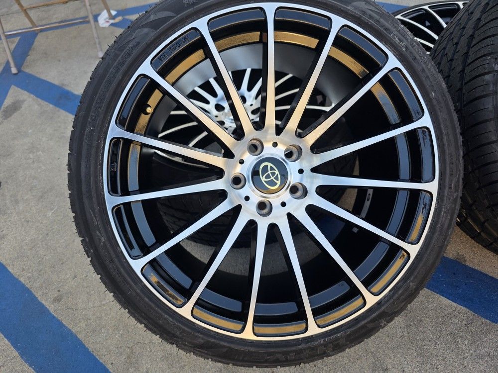 19"new TOYOTA CAMRY Wheels With New Tires 